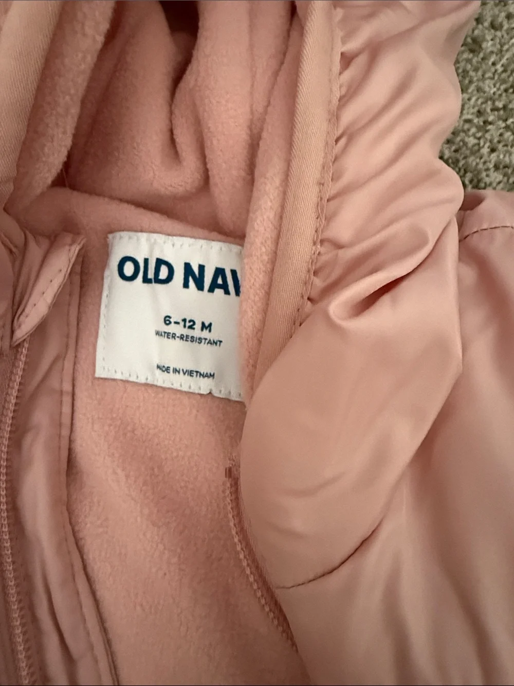 Size 6 months one piece snow/winter suits
